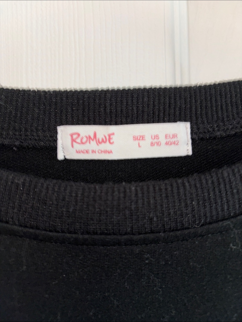 Romwe East Coast Graphic Sweatshirt in Black Size Large - Picture 3 of 4